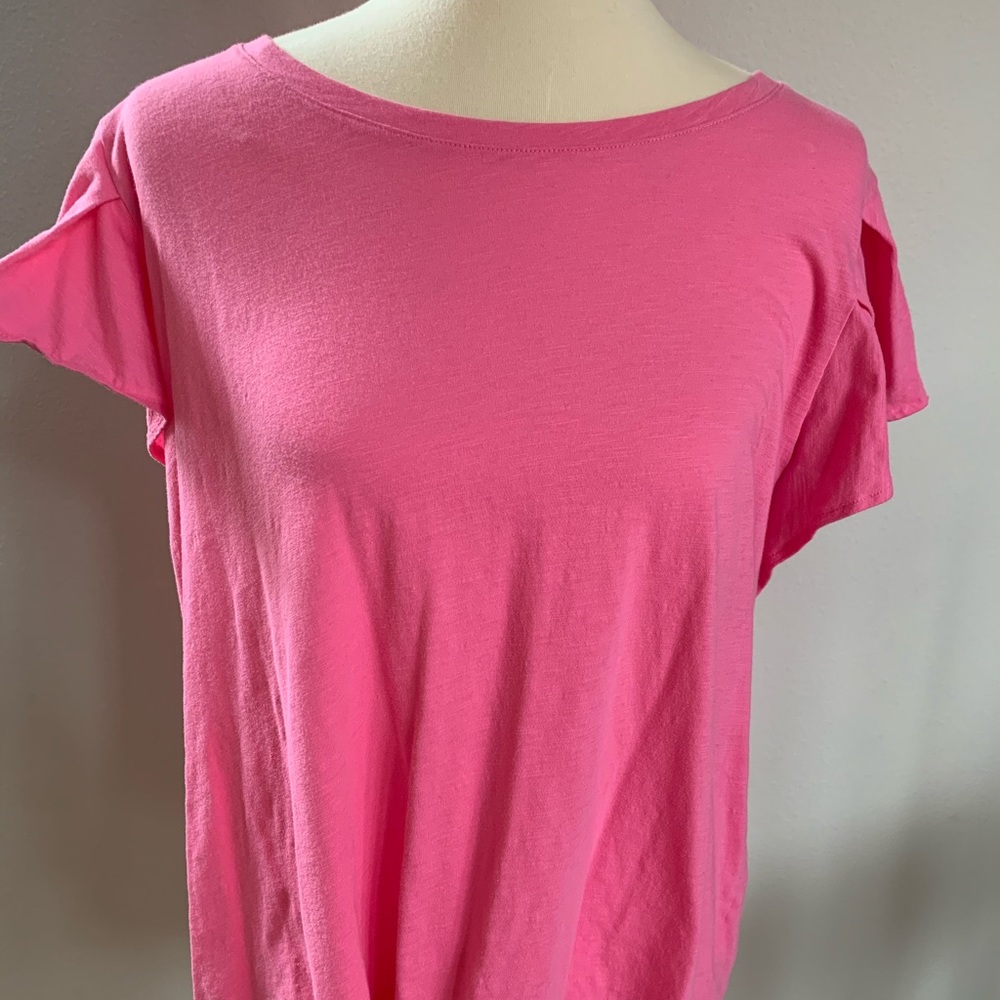 RUFFLE SLEEVE TOP